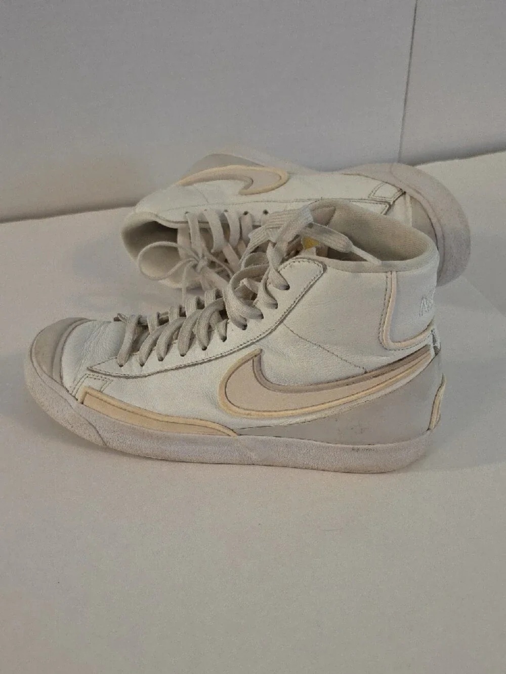 Nike Blazer Mid 77